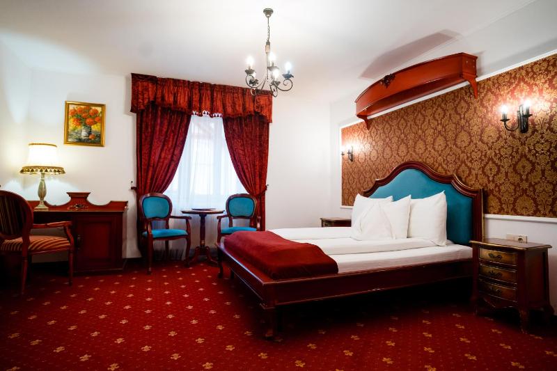 Superior Double Room image 3