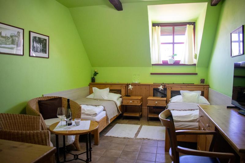 Standard Double or Twin Room image 1