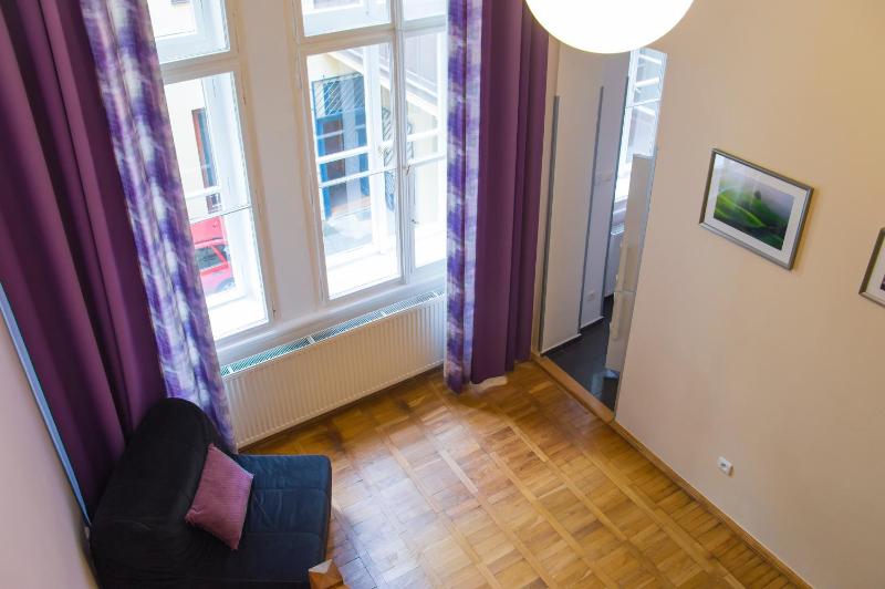 Apartment Jindrisska 25 - image 14