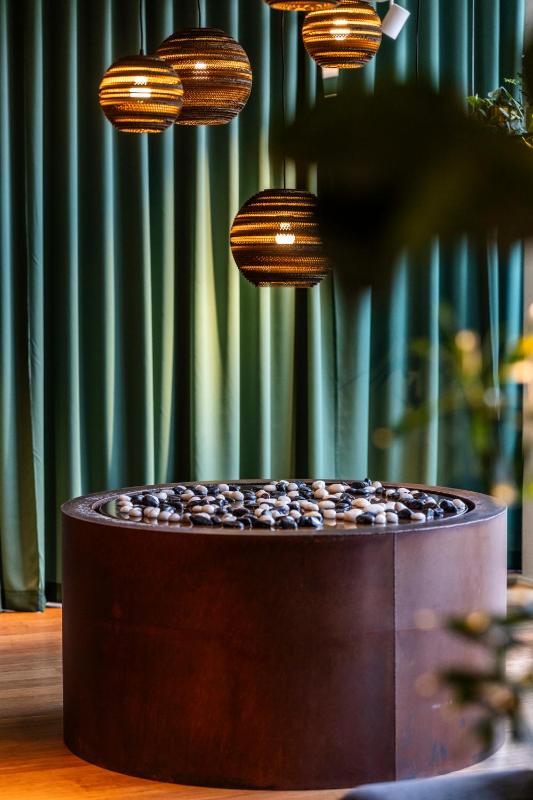 Courtyard Twin image 3