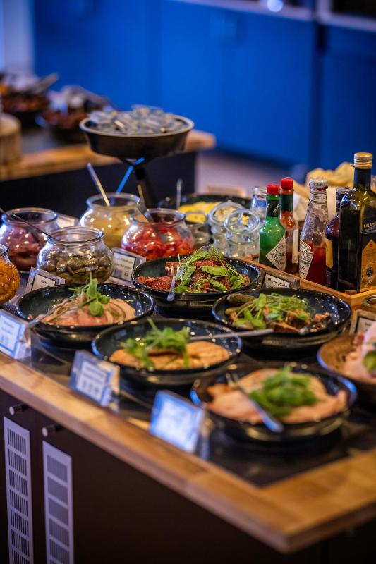 Courtyard Top Floor image 2