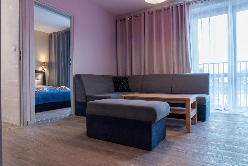 Deluxe Apartment with jacuzzi image 4