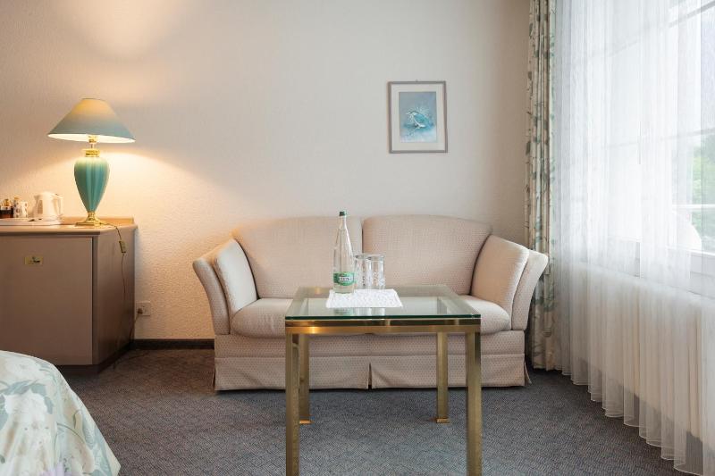 Classic Room with Lake View and Balcony image 4