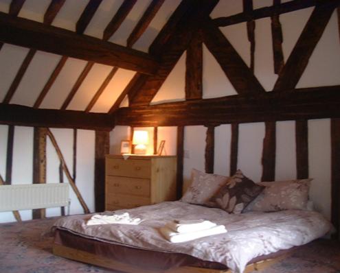 Two-Bedroom House image 2