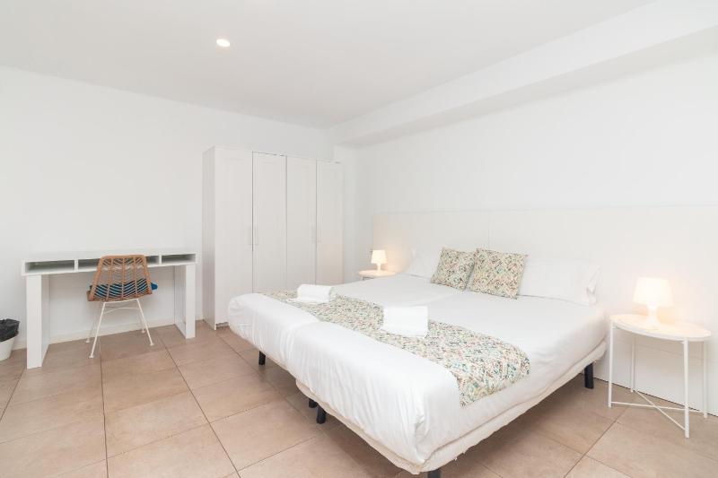 BET Apartments - Abastos Apartments - image 3