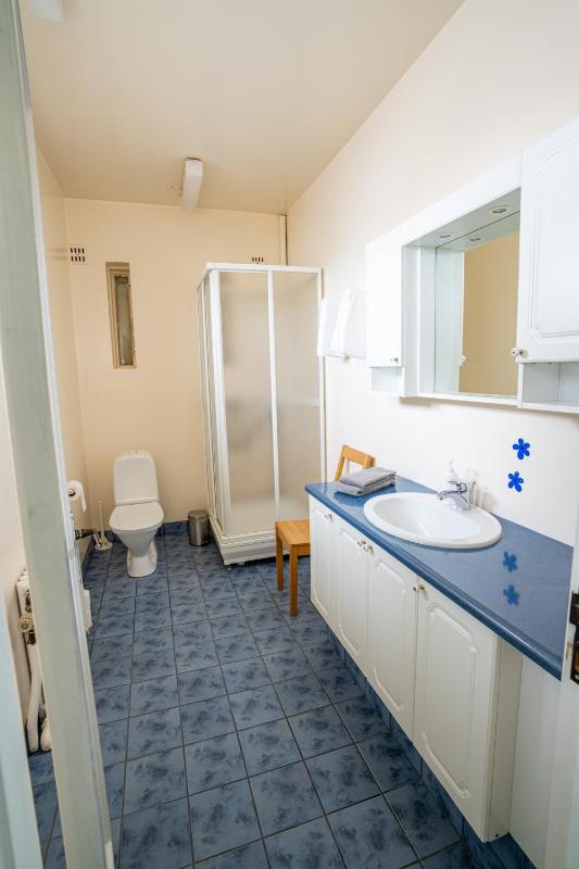 Triple Room with Shared Bathroom image 2