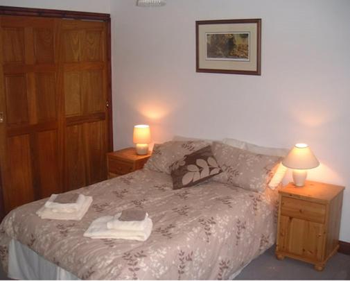 Two-Bedroom House - Annexe image 3
