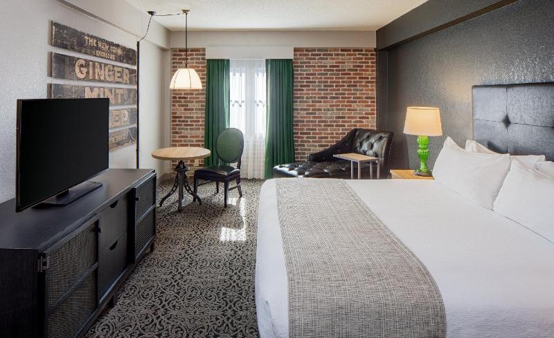 Holiday Inn Hotel French Quarter-Chateau Lemoyne By IHG - image 5