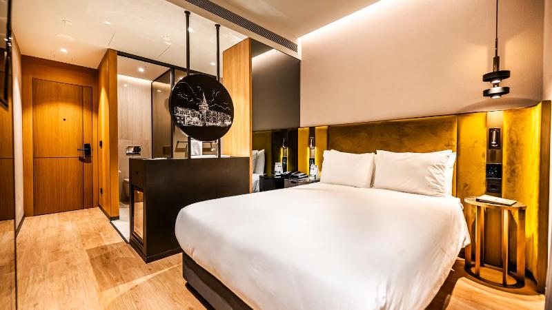 Standard Studio image 1