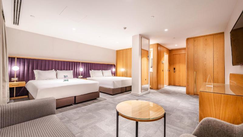Junior Suite image 1