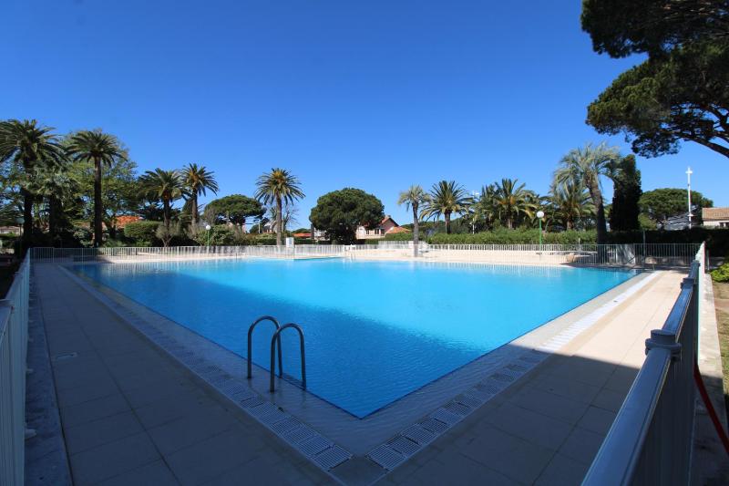 TROPCOQ - Au coeur de St-Tropez - Studio cabine pour 2 personnes - image 10