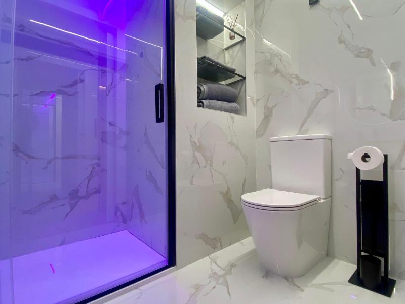 Executive Suite image 4