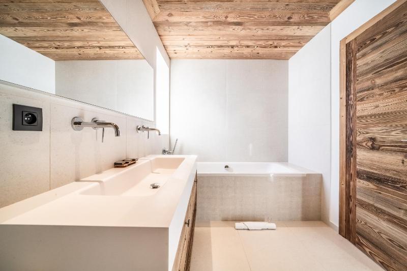 Chalet Savanna Les Gets - by EMERALD STAY - image 5