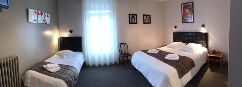 Standard Triple Room image 1