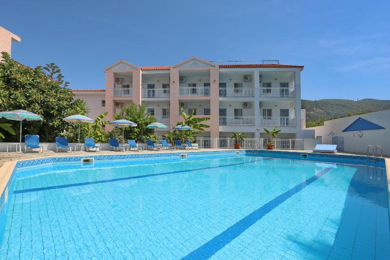Dolphin Hotel - image 23