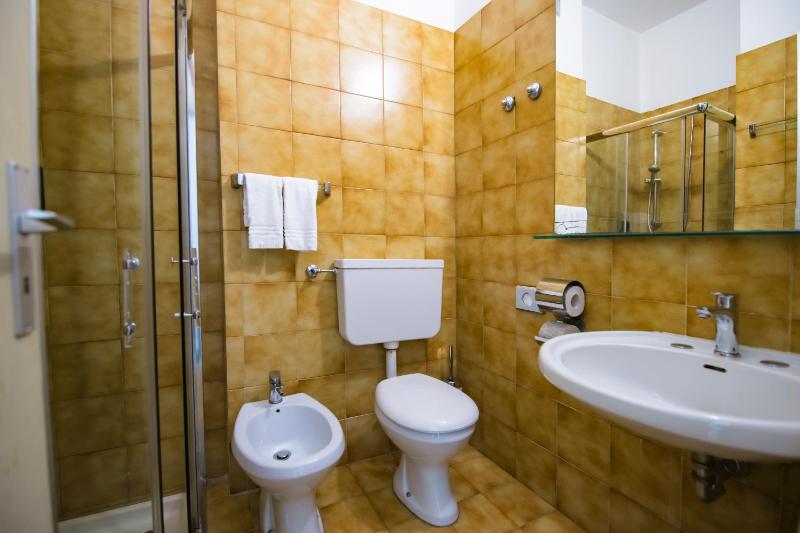 Single Room with Balcony image 1