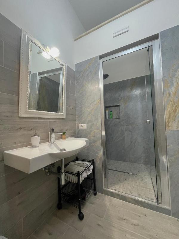 Casa Marzio Apartments - image 5