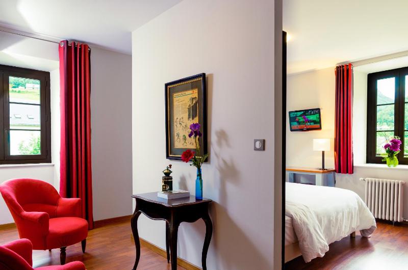 Suite (2 Adults) image 2