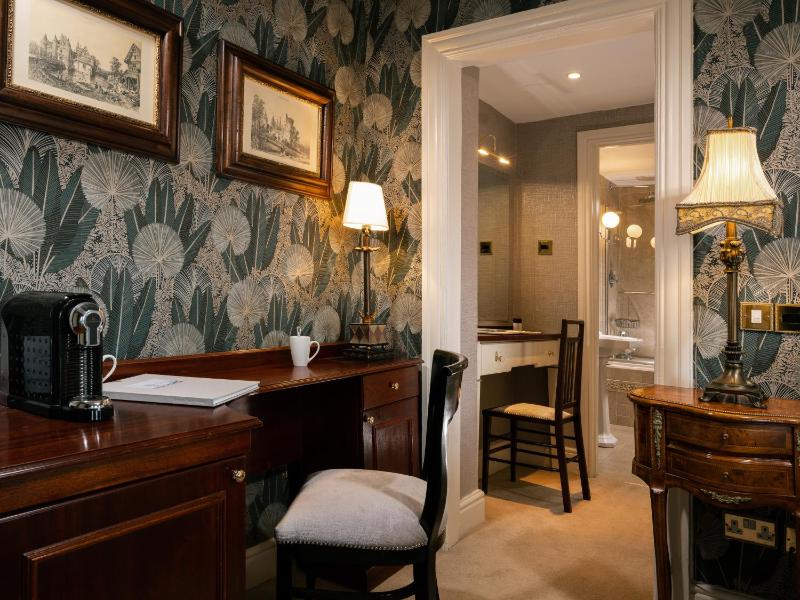 Double Room (2 Adults Max) image 3