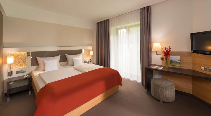 Superior Double Room image 1