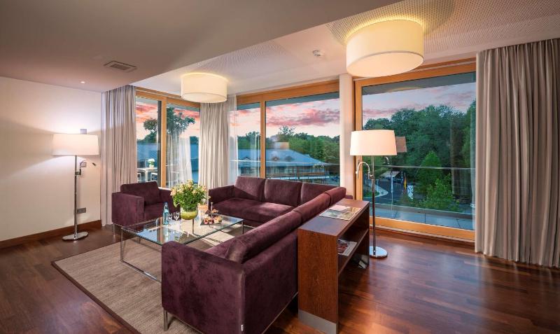Suite with Terrace image 1