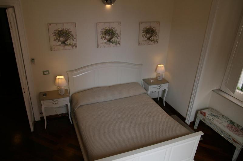 One-Bedroom Apartment - Separate Building image 2