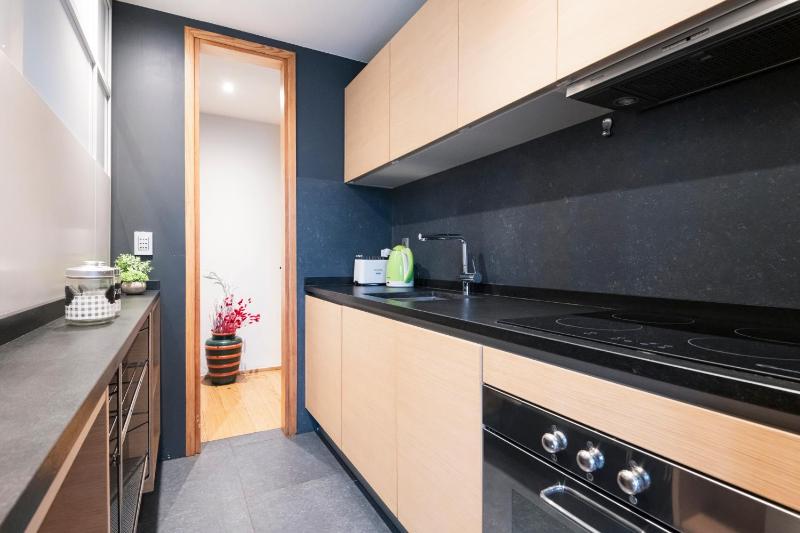 One-Bedroom Apartment image 3