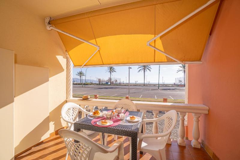 Apart-rent Apartamento Bahia 0017 enfrente de la playa - image 14