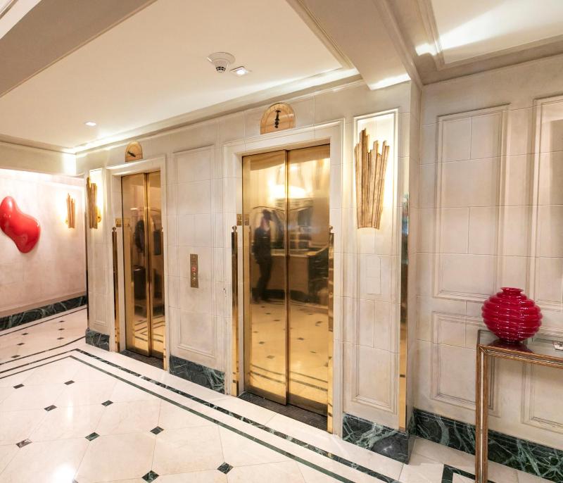 The Eliot Hotel - image 6