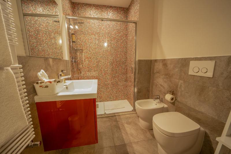 Superior Suite image 2