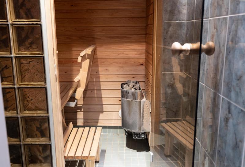2ndhomes Central 2BR Apartment with Sauna & Balcony - image 2