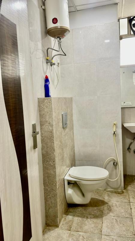 ZenRoofs- Homely 2BHK Apartment - image 12
