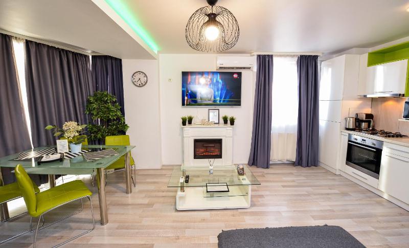 Pierre Cardin Deluxe Apartment by Magniflex with Terrace image 1