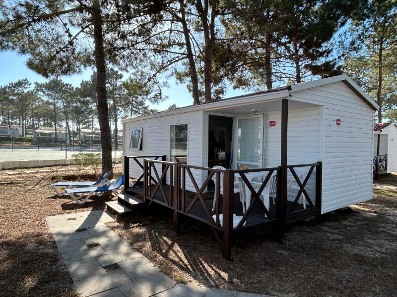 Mobile Home (5 Adults) image 3