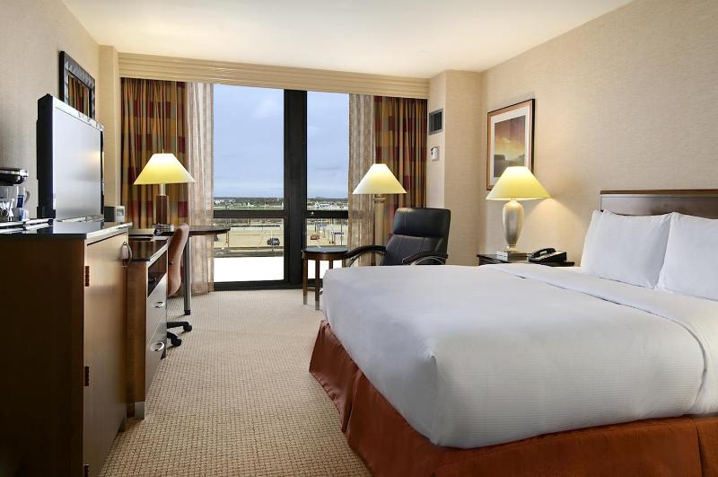 King Room image 2