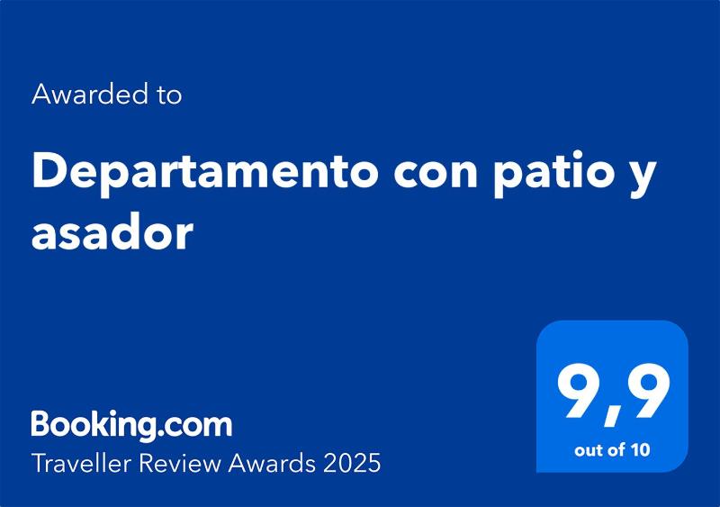 Departamento PB patio y asador privados - NUEVO SERVICIO Estacionamiento 24hs INCLUIDO no camioneta- Cerca de hotel Quinto Centenario Nuevocentro shopping Hospital Clinicas y Club Universitario Córdoba Sede central - image 1