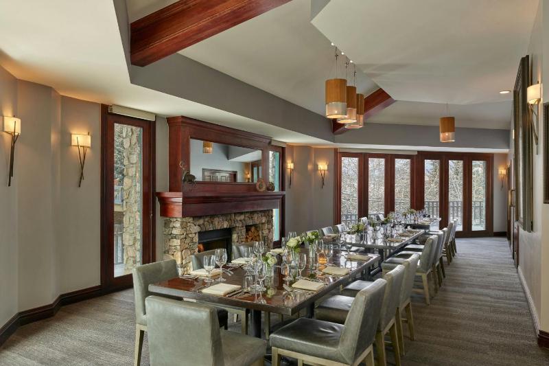 Beaver Creek Lodge Autograph Collection - image 19