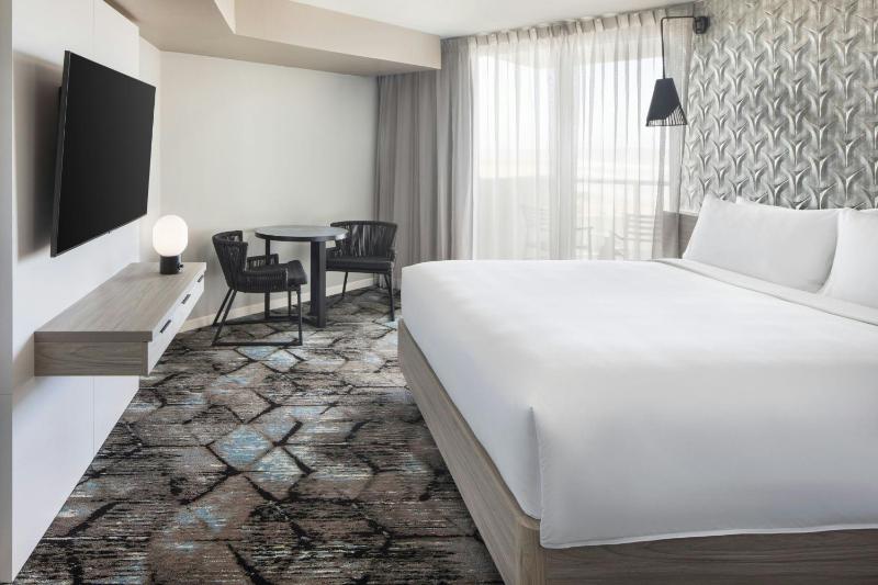 King Room image 1