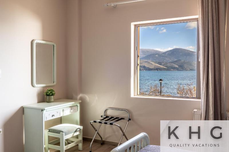Two-Bedroom Apartment with Sea View image 3