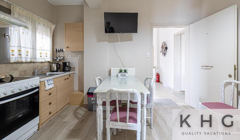Two-Bedroom Apartment with Sea View image 2