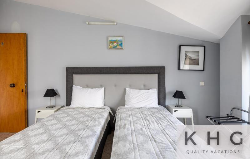One-Bedroom Apartment with Balcony image 4