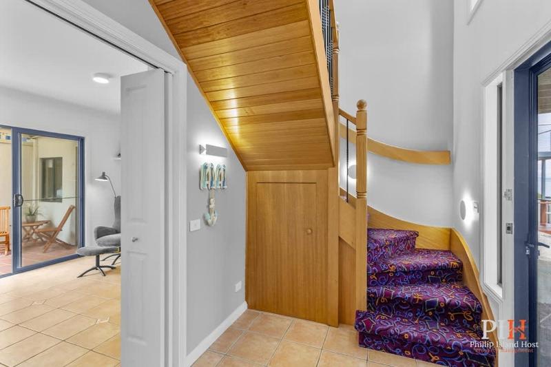 Amazing Location with Ocean View - image 10