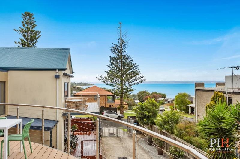 Amazing Location with Ocean View - image 19