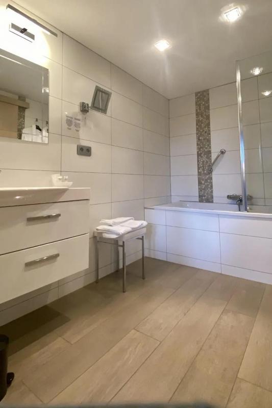 Double Room image 1