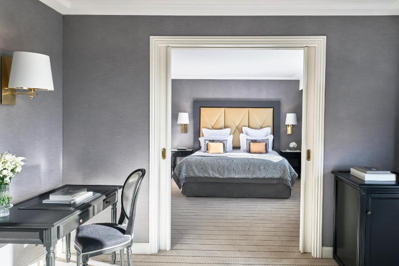 Superior Suite image 3