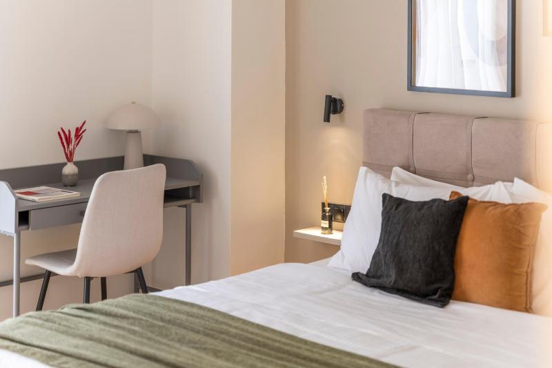 Adorable 2BR Apartment in Neos Kosmos by UPSTREET - image 13