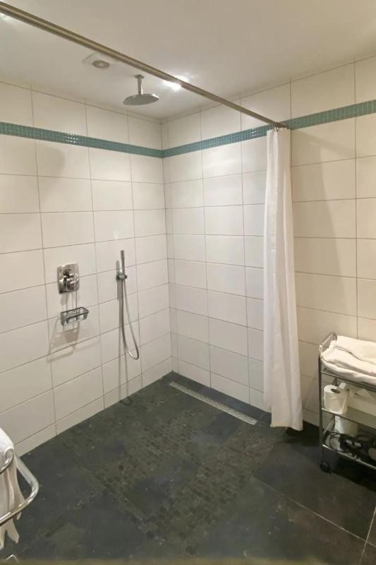 Double Room - Disability Access image 3