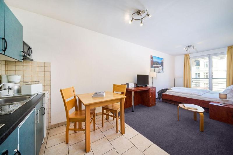 Studio Apartment image 1