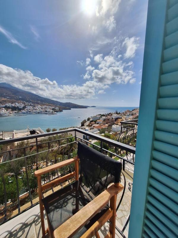 Triple Room with Sea View image 4