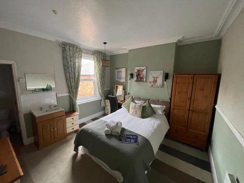 Monico Guest House - image 11